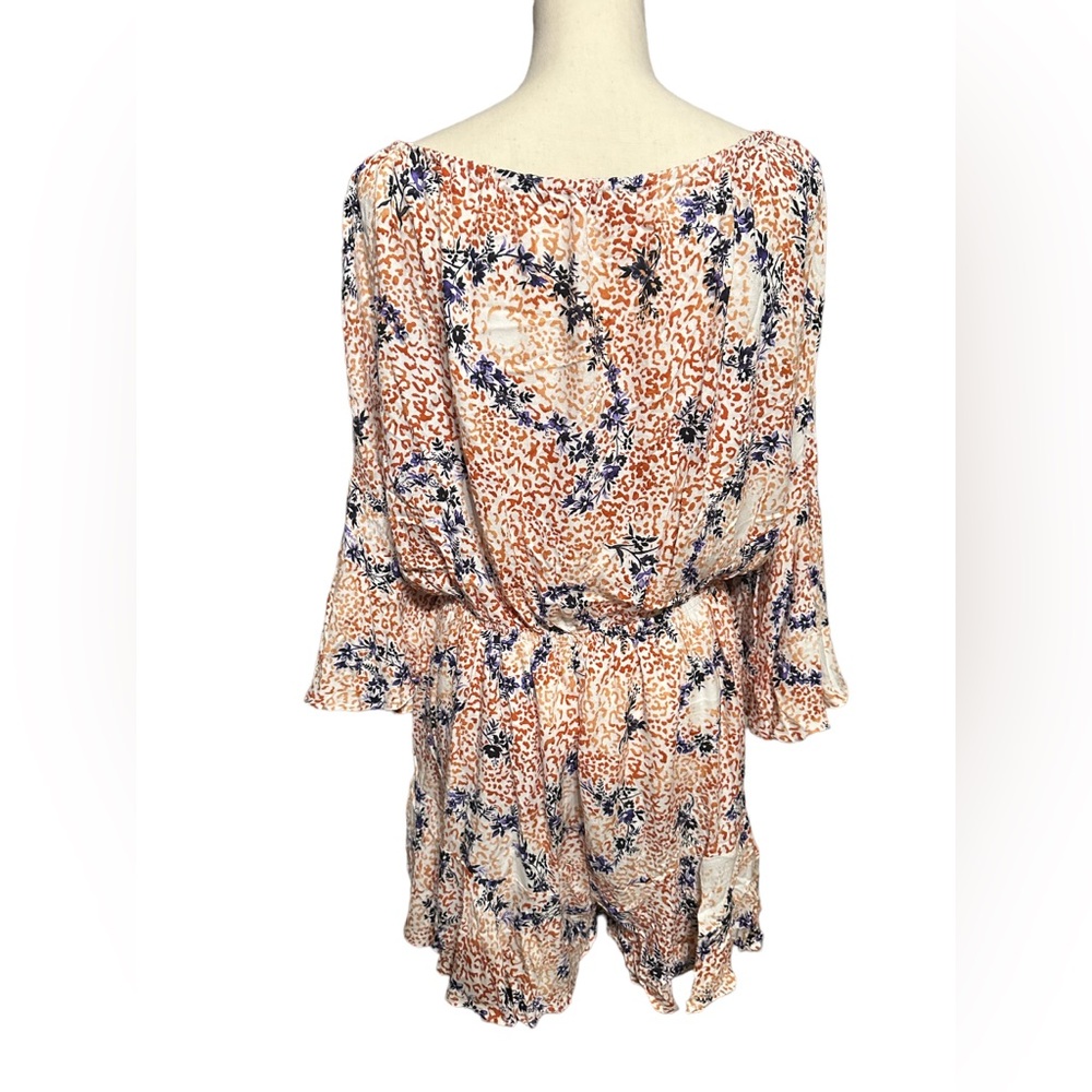 Floral romper excellent condition!